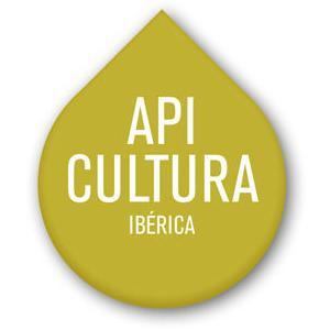 Revista de #Apicultura. Información sobre las #abejas y el trabajo de #apicultores. FB https://t.co/FMAiOaZ10j IG @apiculturaiberica