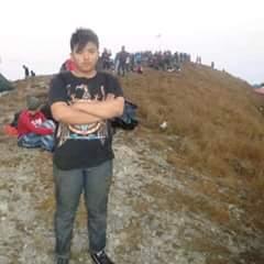 no matter what people say about me is important i follow your heart instead of the word of others life is easy for metal