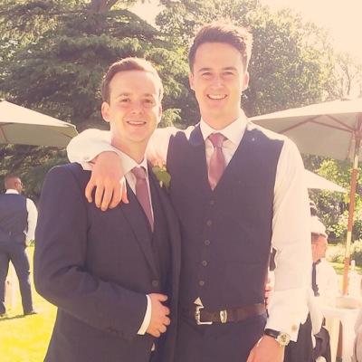 PhysioTom_uk's profile picture. 