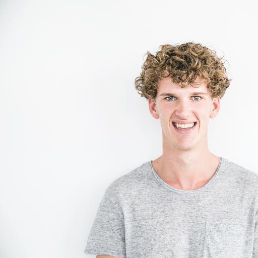 Frond-end developer at @IN10, obsassed, speedy web & love writing on http://t.co/m3L5ps32P2