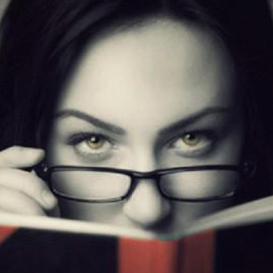 LovelessEliza's profile picture. Queer Romance author. First of her name, mother of cats, breaker of things. Bisexual. She/her. Find my books in my Link Tree.