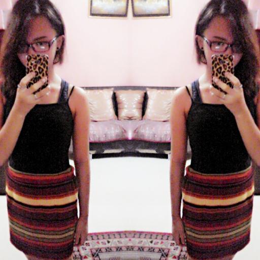 happy,free,confused and lonely at the same time --__--