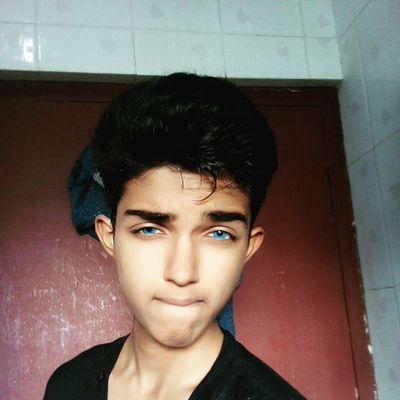 I am a 17 yr old I will become a big international icon designer and will become a model in my own brand