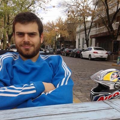 UTDT - MBA. UNT - Ing. Comp. Amante del café, el frío, la buena música y la cocina.