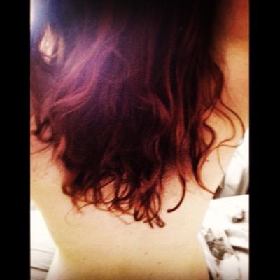 RoGlez's profile picture. She/her // Una pelo de fuego // Gata, Loba y Morrúa