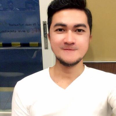 HezZayn's profile picture. Manusia dengan sejuta mimpi dan satu Cinta.... I'm not a SuperMan, but I have a SuperLove (^⌣ ^) Path : Hezza Zarkasy IG : Hezzayn Line : Hezzayn