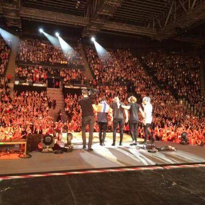 Girl, 19, Norway ♡ Just loving life, as simple as that ♡ TMHT 07.05.13 ♡ Niall waved at me ♡
ROWYSO 14.05.15 ♡ OTRA 19.06.15