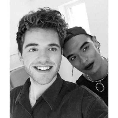 SimonLynchUK's profile picture. This is a fan account dedicated to the amazing @SimonLynch_UK! Make sure you follow him! :) Instagram: simonlynchuk Snapchat: sumosimon