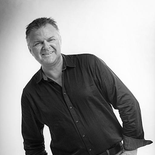 Experienced Entrepreneur, IT and Business Development Professional with more than 25 years experience from the IT industry.