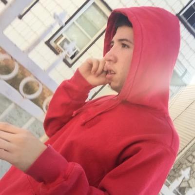 I'm 19 Year old Guy and I Live life as a Thug If I Asked U..My life Could Suck But it was ok I Guess.....This is My Fucking Twitter Bitch