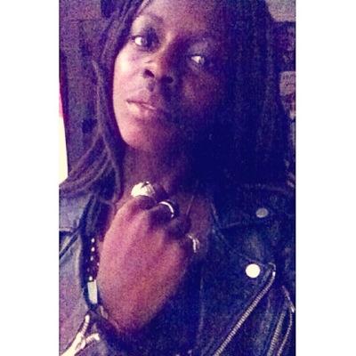 Apo_Sev's profile picture. Pour insipirer les gens ne leurs montrez pas vos Super-pouvoir, 
montrez-leurs les leurs