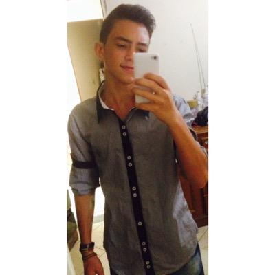 muryllo_gal's profile picture. Vagabundo não entende e por isso se da mal…. quem atira pra todos os lados perde o alvo principal.