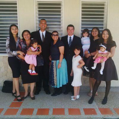 La familia es la base y la esencia de todo!! .❤ ❤❤❤
Henry Cavill 
Venezuela ❤