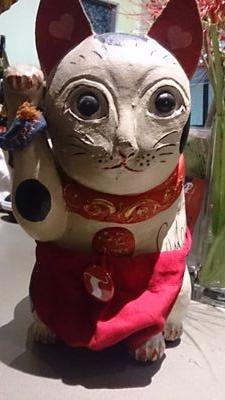 hachikura2001's profile picture. 長崎市内の居酒屋です 

居酒屋しながら野菜や茂木びわ栽培してます。

時々はち蔵ファミリーのインコちゃん達
子ヤギちゃん達も登場します🦜🐐
新メンバー、うさぎのたけちゃん🐇
https://t.co/OMSOGdD0hi