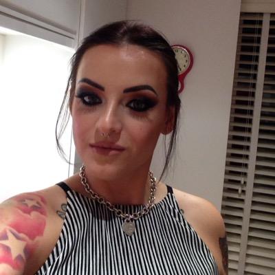 Twin Appreciation. Speaker of mind. Tattoo enthusiast. Essex girl.