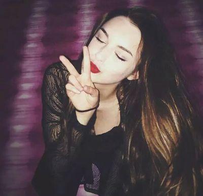 Hi We are #Bellanators From Indonesia. @Bellamoreira8 is Amazing ❤She's a Model, Singer , and Actress❤