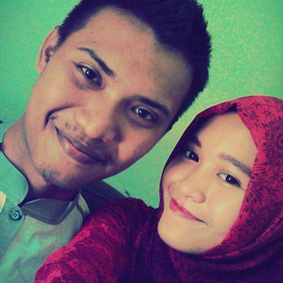 AyuZharaSyarifa's profile picture. 