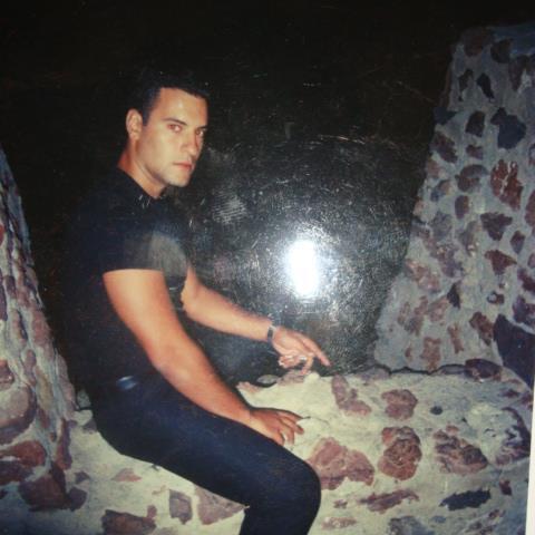 samouilstokougi's profile picture. 