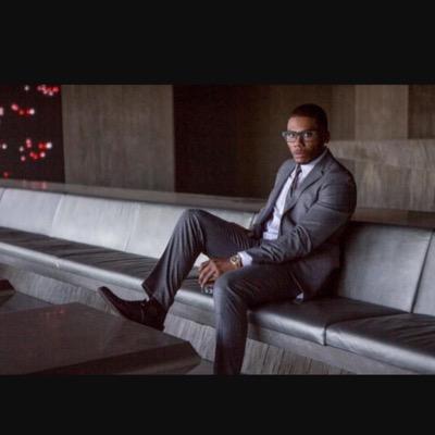 https://t.co/l8dkNt6I4H New single #FreakyWithYou 
NELLY's OFFICIAL TWITTER...CEO of Nelly Inc, Derrty Ent, NELLYVILLE on BET ...!!!