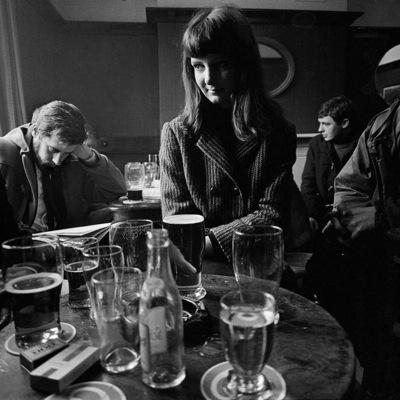 Join us on a Pub Scrawl! Drawing events in a Pub - Have a tipple and a scribble in a local boozer! Book Online: https://t.co/xT27sttJ7Y