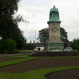 hydepark_leeds's profile picture. Here, I will be posting local news stories relevant to the Hyde Park area in Leeds.

Email:   hydeparkleeds (at) http://t.co/ZEemOJJ1Qp