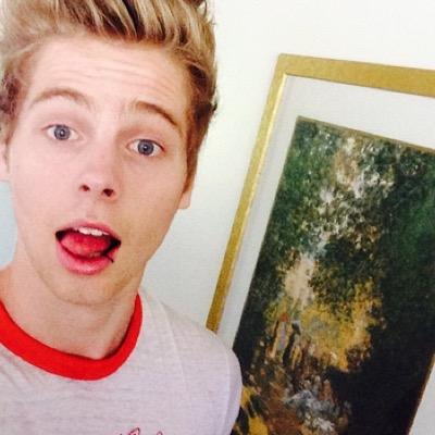 I'm hyperactive Jordan, Like Demi Lovato and @smthnglikekites follow him too Watch here: https://t.co/rv9CREa1Si