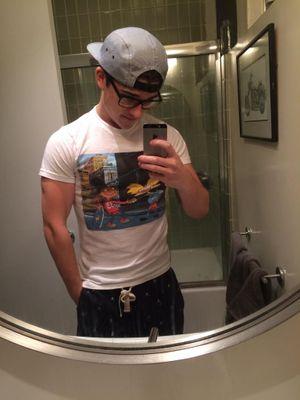 SeanRPGUNI2's profile picture. 