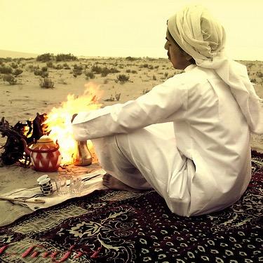 طموح احب الحياه متفائل احب الشعر ولست بشاعر الا إن لزم الامر