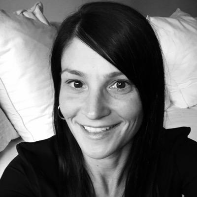 #Realtor @ Regioncy Real Estate in Redlands, CA. #Dogmom #hiker #softballplayer #runner & love my broken-in flipflops. CalBRE#01977311