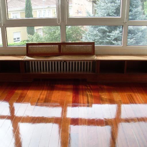 Parquetarima: Acuchillar y Barnizar Parquet. Tarimas flotantes interior y exterior rodapiés. Sin intermediarios, precio económico, acabados de calidad.