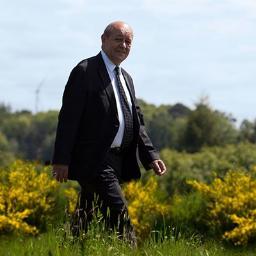 LeDrian2015's profile picture. Candidat à la Présidence de la région Bretagne en 2015. #LeDrian2015