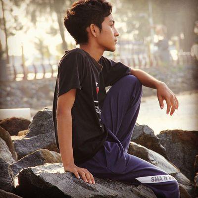 FauzzanR's profile picture. I'm Kapten Stending. BBM 547ef17f. Id Line 25015002id