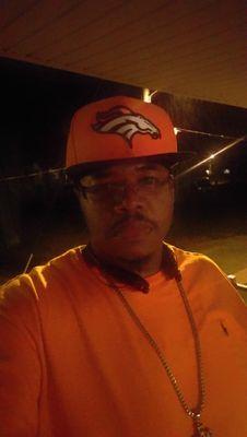 j40mac's profile picture. ONE OF THA REALEST PEOPLE YOU WILL EVER MEET #BRONCOS4LIFE #LOYALTY OVEREVERTHING, 👻j40mac, instagram j40mac