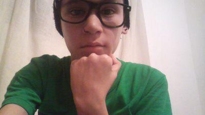 quiero alguna ves ser youtuber pero bueno voy a hacer todo el esfuerzo posible para crecer en mi canal amo a youtube 3