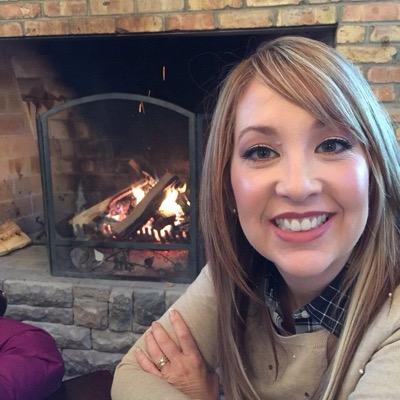 Extrovert fueled by people, girl mom, wife to @snowblush, customer success ambassador @Bolstrallc, lead by example, be honest. healthy living coach @Juiceplus.