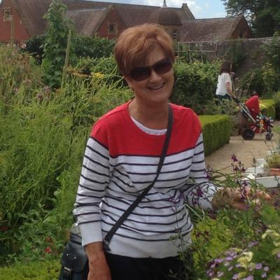 BrendaHolmango's profile picture. 