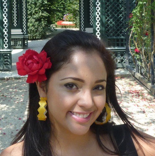 NatiNieves's profile picture. Nacida en medio de la selva tropical, reencauchada en los alpes suizos. Capricorniana. Analista de las relaciones internacionales, confisieur y ama de mi casa!