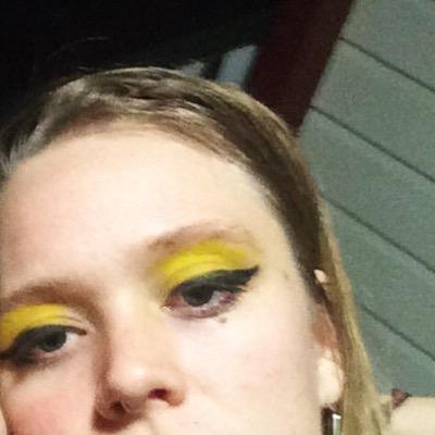Trying to stave off the apocalypse // living on stolen land in Meanjin // Feminist // Life is weird
Thoughts and tweets are my own