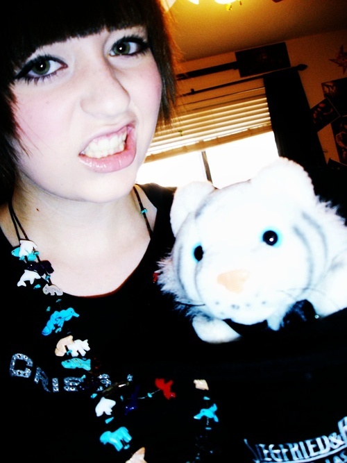 loyaljoanne445's profile picture. 