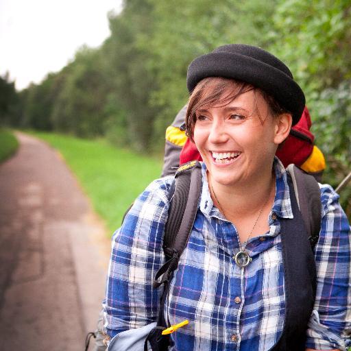 wortwalz's profile picture. Konsistenzforscherin. Kastaniensammlerin. Resonanztanzkörper. Schreileweibt. Redakteurin Jessica Schober @sz War mal wandern, nun @sz_dachau