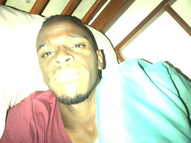 Lost on planet Earth, trying to reach my home planet, Mars. Student of life. Extreme weeknd fan. My life's mission is to have fun. BBM 2843DA66