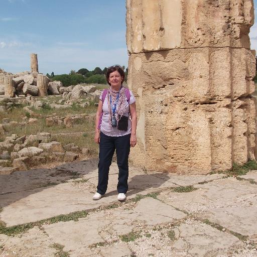 lucia4012's profile picture. 