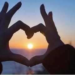あなたに伝えたい想いがある。どうしても伝えたい想いがある。そんな気持ちをツイートしています。共感したらリツイート&フォローお願いします♪