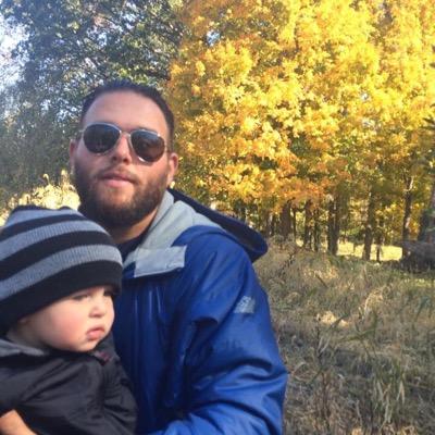 bigbarbique's profile picture. 