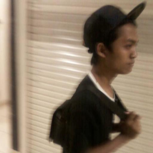 rokhimcrutz's profile picture. 