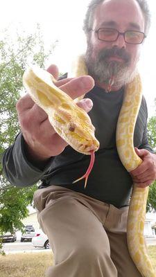 ToltecTraveler's profile picture. 