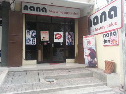 nana Salon telah hadir untuk perawatan rambut & kecantikan anda di kota Jakarta, Indonesia. Info lebih lanjut hub : +62 21 2933 7693