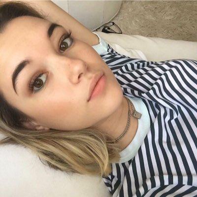 stellarpgzah's profile picture. 