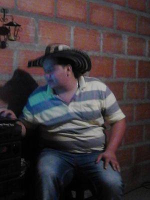 danielgutitoro's profile picture. 