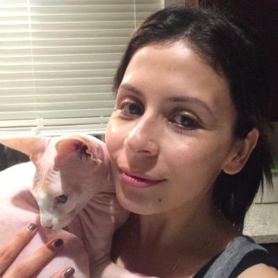 Wellness | TCM | Holistic Coach | E-RYT Movement-Mindfulness Teacher | Catlover. Follow https://t.co/Xvg8ihZpHC & https://t.co/AR8ipHNtnj